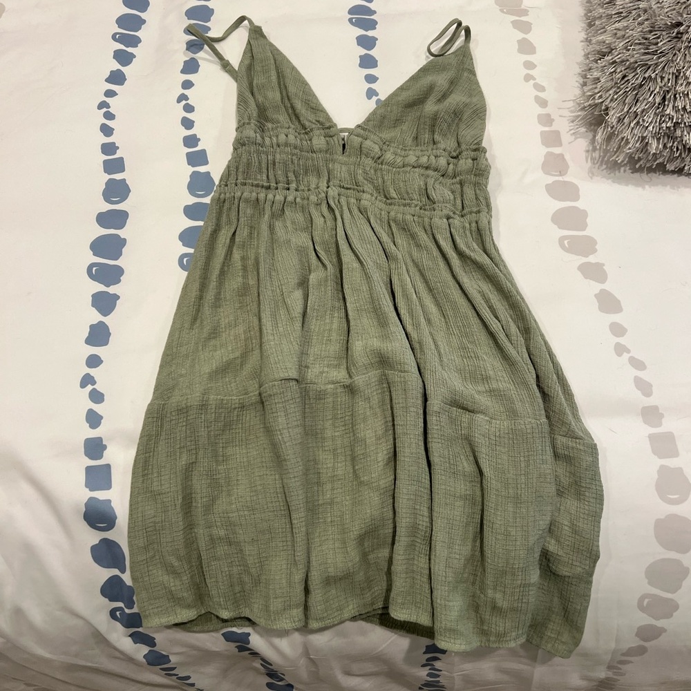 Green Sleeveless Dress
